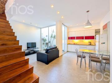 Casa · 69m² · 3 Ambientes · Venta Casa de Pasillo de Dos Dorm. con Patio y Terraza en Pichincha