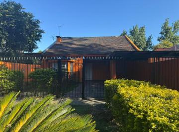 Casa · 178m² · 4 Ambientes · 4 Cocheras · Casa - Venta - Tigre Benavidez