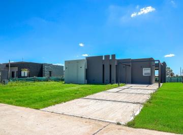 Casa · 136m² · 5 Ambientes · 2 Cocheras · Casa en Canning (Ezeiza)