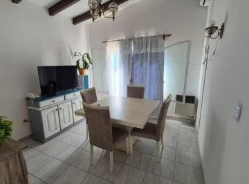 Casa de 4 ambientes, Villa Carlos Paz · Casa Apta Crédito en Villa Carlos Paz con Gas Natural 2 Dorm. Cochera y Patio