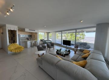Departamento · 98m² · 3 Ambientes · 1 Cochera · ¡Venta de Apartamento, 2 Dorm. con Vistas Panorámicas, Exclusivo!