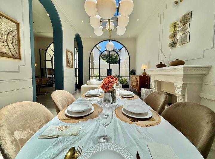 Casa · 205m² · 5 Ambientes · 1 Cochera