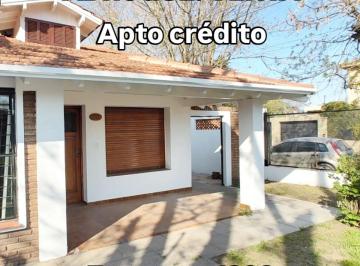 Casa de 4 ambientes, Almirante Brown · Chalet de 4 Ambientes Apto Crédito