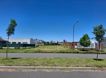 Terreno · 652m² · Venta/permuta - Terreno Escriturado en Funes Norte. Funes