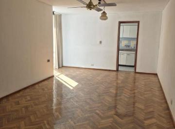 Departamento de 4 ambientes, Godoy Cruz · Departamento con Cochera en Venta en Godoy Cruz