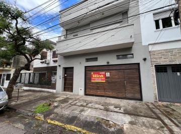 PH · 270m² · 4 Ambientes · 2 Cocheras · PH de 4 Ambientes 2 Cocheras en Alquiler en Olivos