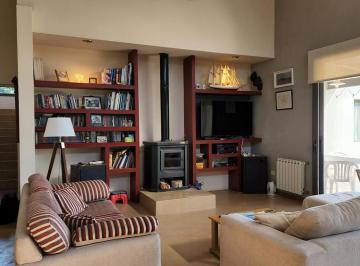Casa · 312m² · 7 Ambientes · 3 Cocheras · Nuevo Valor! Venta Y/o Alquiler Casa en Chacras de La Reserva, Campana. Apto Credito
