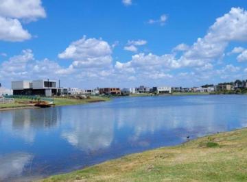 Terreno , Tigre · Lote a Laguna en Santa Ana Benavidez