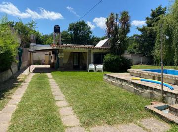 Casa · 50m² · 2 Dormitorios · 1 Cochera · Casa - Funes