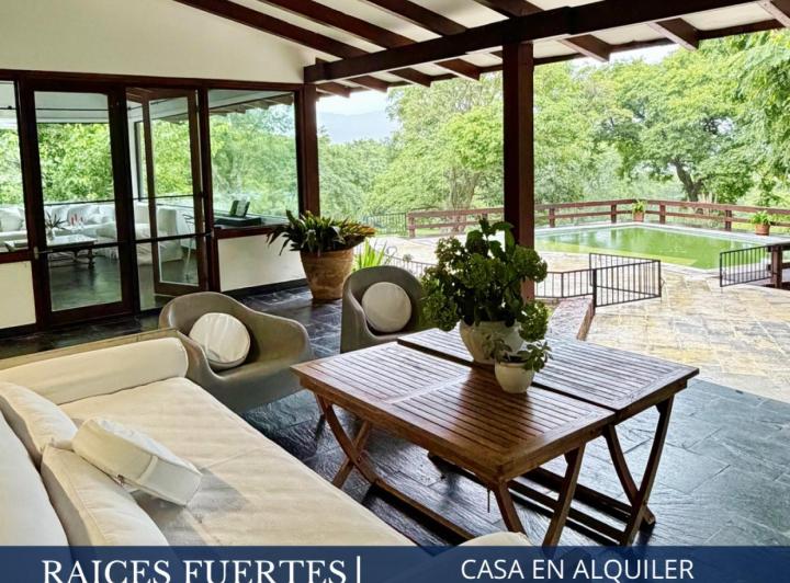 Casa · 3 Dormitorios