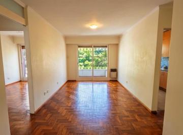 Departamento · 48m² · 4 Ambientes · Departamento con Balcon - Zona Ideal