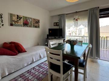 Departamento · 32m² · 2 Ambientes · Dpto 2 Amb. con Terraza Propia