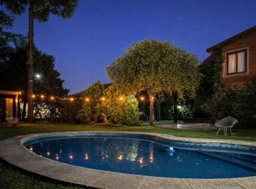 Casa · 120m² · 4 Ambientes · 1 Cochera · Casa en Venta 4 Ambientes en Lujan