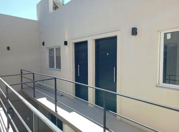 Departamento de 2 ambientes, General San Martín · Alquiler Departamento Seminuevo José León Suárez 2 Amb
