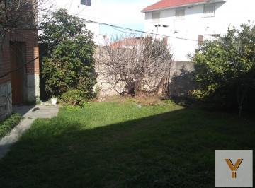 Casa · 80m² · 3 Ambientes · Casa en Alquiler Temporario - 2 Dorm. 1 Baño - Mar del Plata