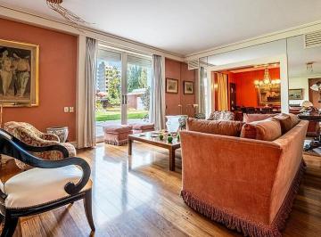 Casa · 1700m² · 9 Ambientes · 3 Cocheras · Venta Casa 6 Dorm. Jardín Pisicina Garage Parque Chacabuco