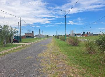 Terreno · 300m² · Venta - Terreno de 300 m² - Barrio La Toscana, Piñero.