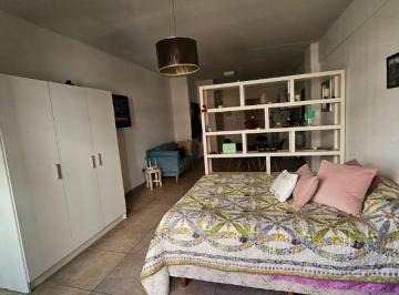 Departamento de 1 ambiente, Abasto · 1 Ambiente Balcon Al Frente - Cocina Integrada - Baño Completo - Impecable - con o Sin Muebles - 36 m² - Luminoso