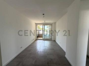 Departamento · 67m² · 3 Ambientes · 1 Cochera · Departamento 3 Ambientes con Balcón en Venta - Tigre