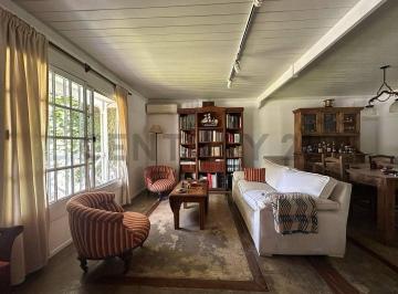 Casa · 83m² · 3 Ambientes · 2 Cocheras · Venta Casa B°cerrado Tres Horquetas 3 Amb + Escritorio