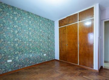 Departamento · 90m² · 6 Ambientes · 1 Cochera · Departamento en La Plata