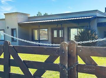 Casa · 137m² · 5 Ambientes · 1 Cochera · Venta Casa en El Malacate con Financiacion
