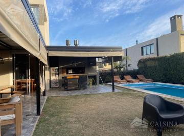 Casa · 234m² · 5 Ambientes · 2 Cocheras · Casa en La Morada - Villa Allende