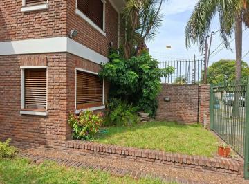 Casa · 180m² · 4 Ambientes · 2 Cocheras · Casas - Chalet - Ramos Mejía, Gran Bs. As. Oeste