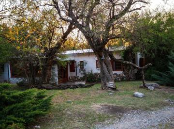 Hotel · 500m² · 15 Ambientes · 5 Cocheras · Complejo de Cabañas en Altos de Carpintería San Luís