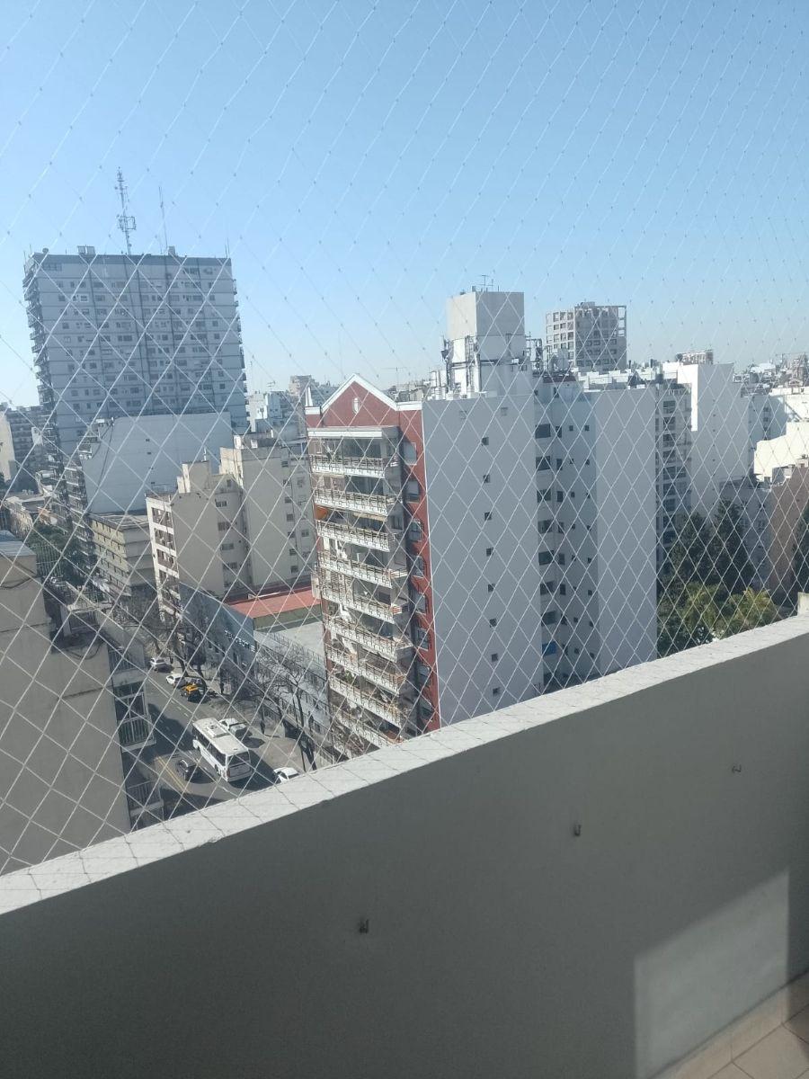 Av. La Plata 300