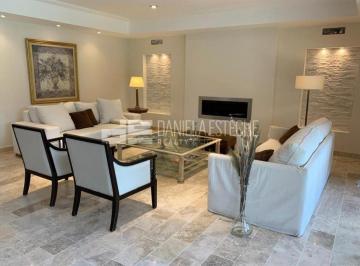 Casa · 510m² · 7 Ambientes · 2 Cocheras · D. Esteche Realty Ayres de Pilar a Estrenar Amoblada