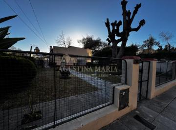 Casa · 130m² · 4 Ambientes · Venta Casa 4 Amb Lote Apto Edificio Muñiz