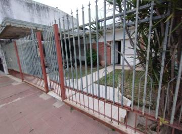 Casa de 5 ambientes, Resistencia · Dueño Vende: Casa a 100 m de Av 25 de Mayo - Sin Deudas