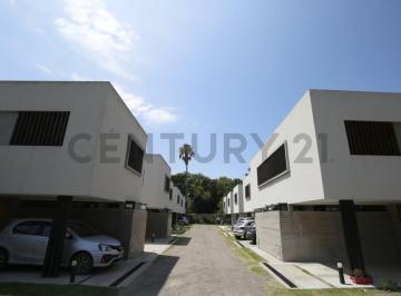Casa · 88m² · 3 Ambientes · 1 Cochera · Casa en Venta en City Bell Tipo Duplex en Complejo Cerrado
