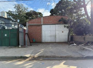 Bodega-Galpón · 150m² · 1 Ambiente · Galpón en Venta, Gaona Al 900, Ostende.
