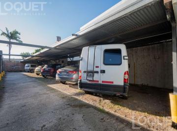 Bodega-Galpón · 230m² · 1 Ambiente · 11 Cocheras · Cocheras en Barrio Sur