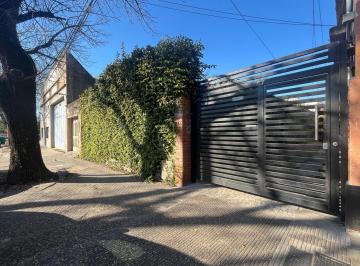 Casa · 100m² · 3 Ambientes · Venta/permuta Casa a Reciclar - Oportunidad - 2 Dorm.. Saladillo, Rosario.