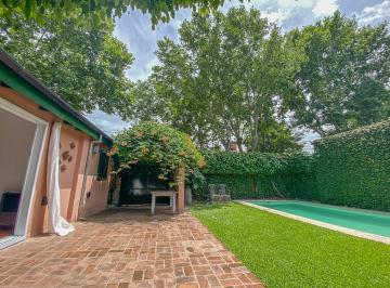 Casa · 128m² · 4 Ambientes · Casa Chalet en Venta en Beccar, San Isidro, G. B. a. Zona Norte