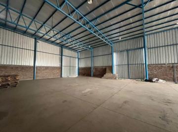 Bodega-Galpón de 2 ambientes, Maipú · Alquilo Galpón en Maipú