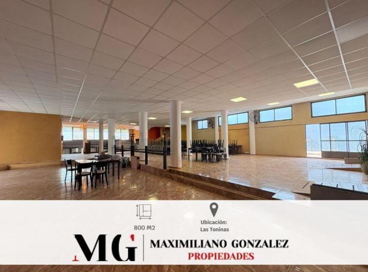 Local comercial · 800m²