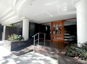 Departamento de 3 ambientes, Villa Urquiza · Amplio y Luminoso Tres Ambs en Excelente Ubicacion