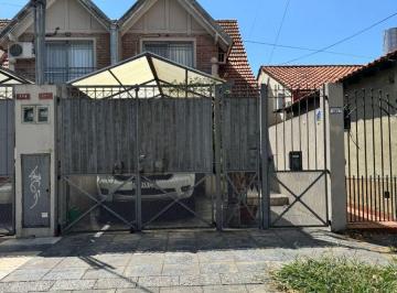 Casa de 3 ambientes, Lomas de Zamora · Duplex de Categoria en Venta en Lomas de Zamora