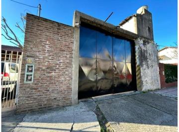 Bodega-Galpón · 190m² · Venta - Galpon 300 m Mas Oficina - Merlo