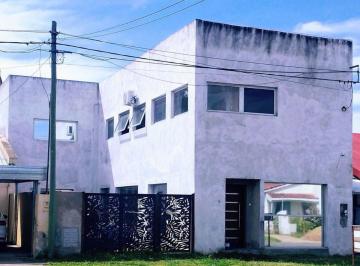 Casa de 8 ambientes, María Grande · Gran Casa Como Nueva en Maria Grande Entre Rios