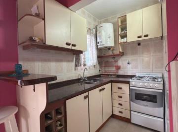 Departamento · 55m² · 2 Ambientes · 1 Cochera · Oportunidad en Villa Gesell: Departamento Amoblado Listo Para Renta o Vivienda