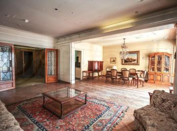 Departamento · 200m² · 6 Ambientes · 1 Cochera · Exclusivo Semipiso 6 Amb. Categoría, Excelente Acceso a Transp. y Servicios. Mínimas Expensas