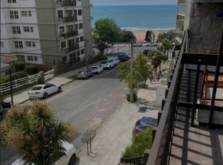 Departamento · 102m² · 4 Ambientes · 1 Cochera