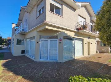 PH · 60m² · 3 Ambientes · Venta de PH 3 Ambientes a La Calle - Zona Parque Luro
