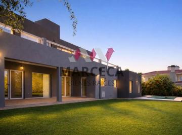 MBR-MBR-1405_2 · Casa en Venta en Comahue Golf Club