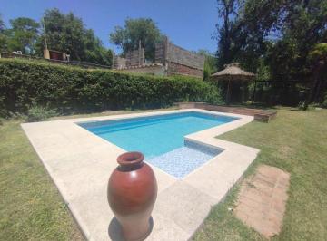 Casa · 110m² · 4 Ambientes · 1 Cochera · Vendo Casa de 3 Dorm. con Pileta en Valle de Anisacate